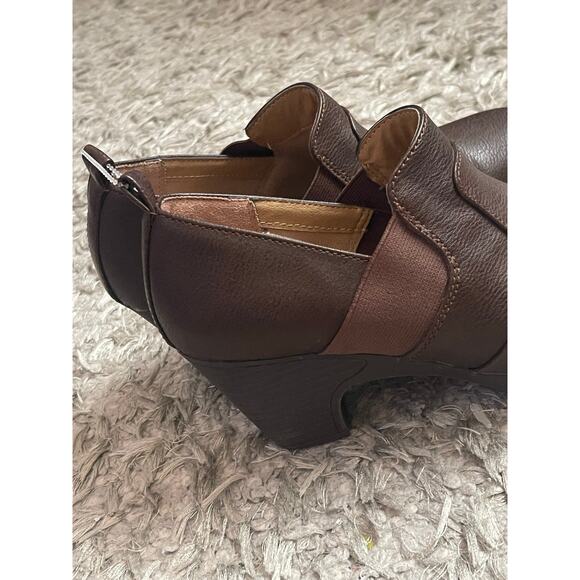 Croft & Barrow Ortholite Women's Brown Ankle Slip On Size 9 - Picture 3 of 11